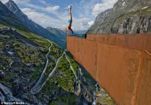 handSTAND-Norway