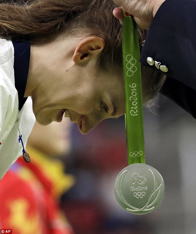 372A338700000578-3736579-image-a-30_1471032981067