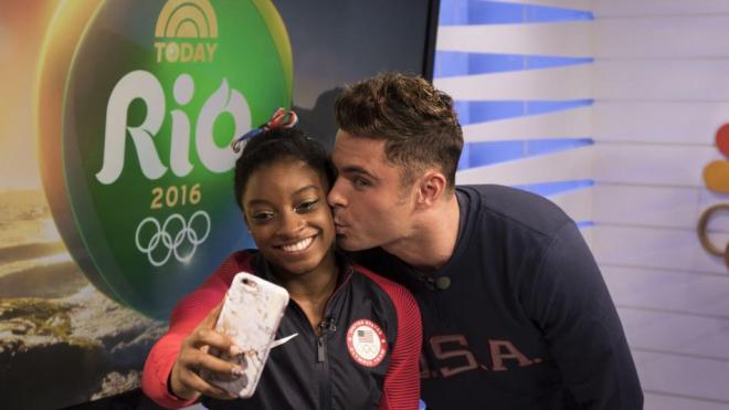 simone_biles_zac_efron